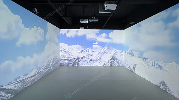 vastas monta&ntilde;as cubiertas de nieve